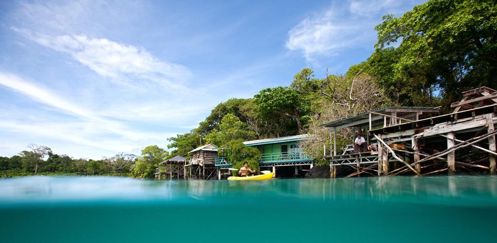 Lusia'S Lagoon Chalets Salelologa Buitenkant foto