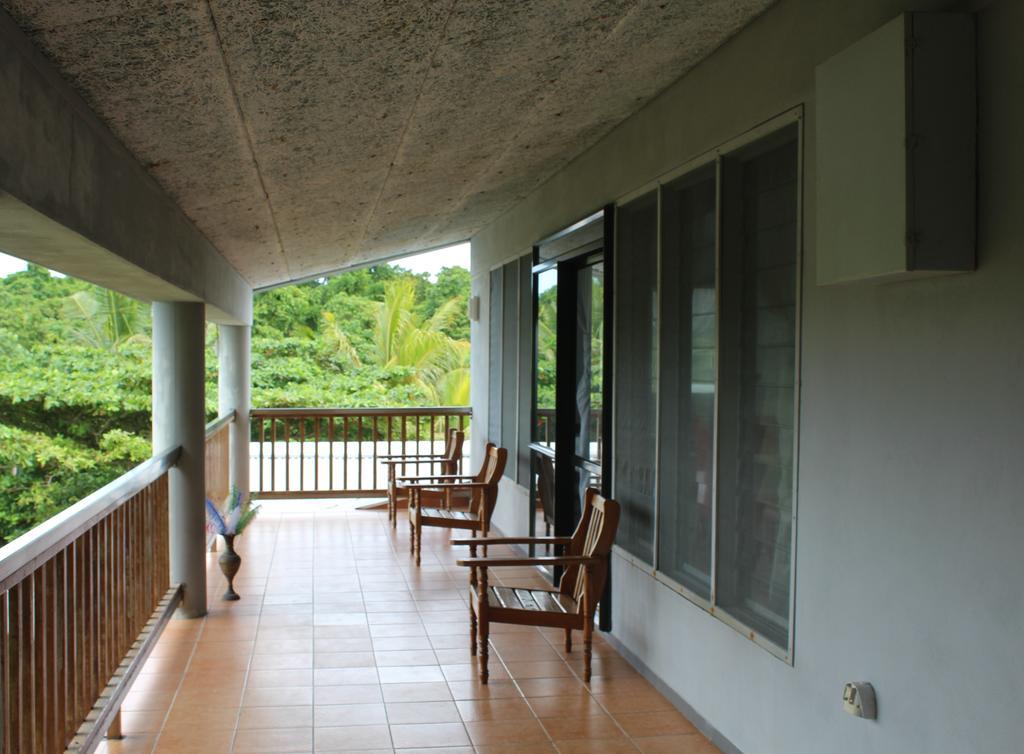 Lusia'S Lagoon Chalets Salelologa Buitenkant foto
